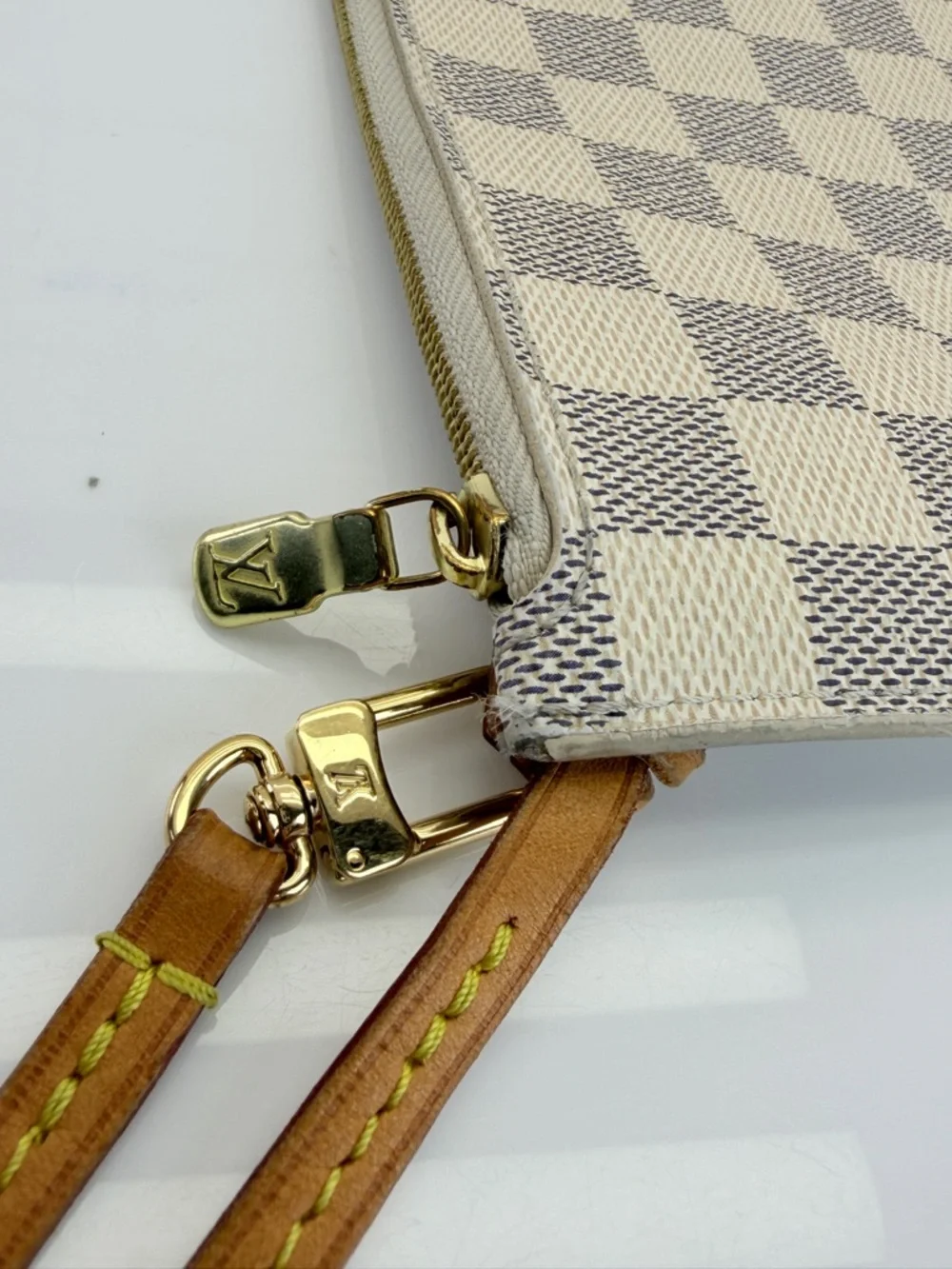 Authentic Louis Vuitton Damier Azur Neverfull Pochette